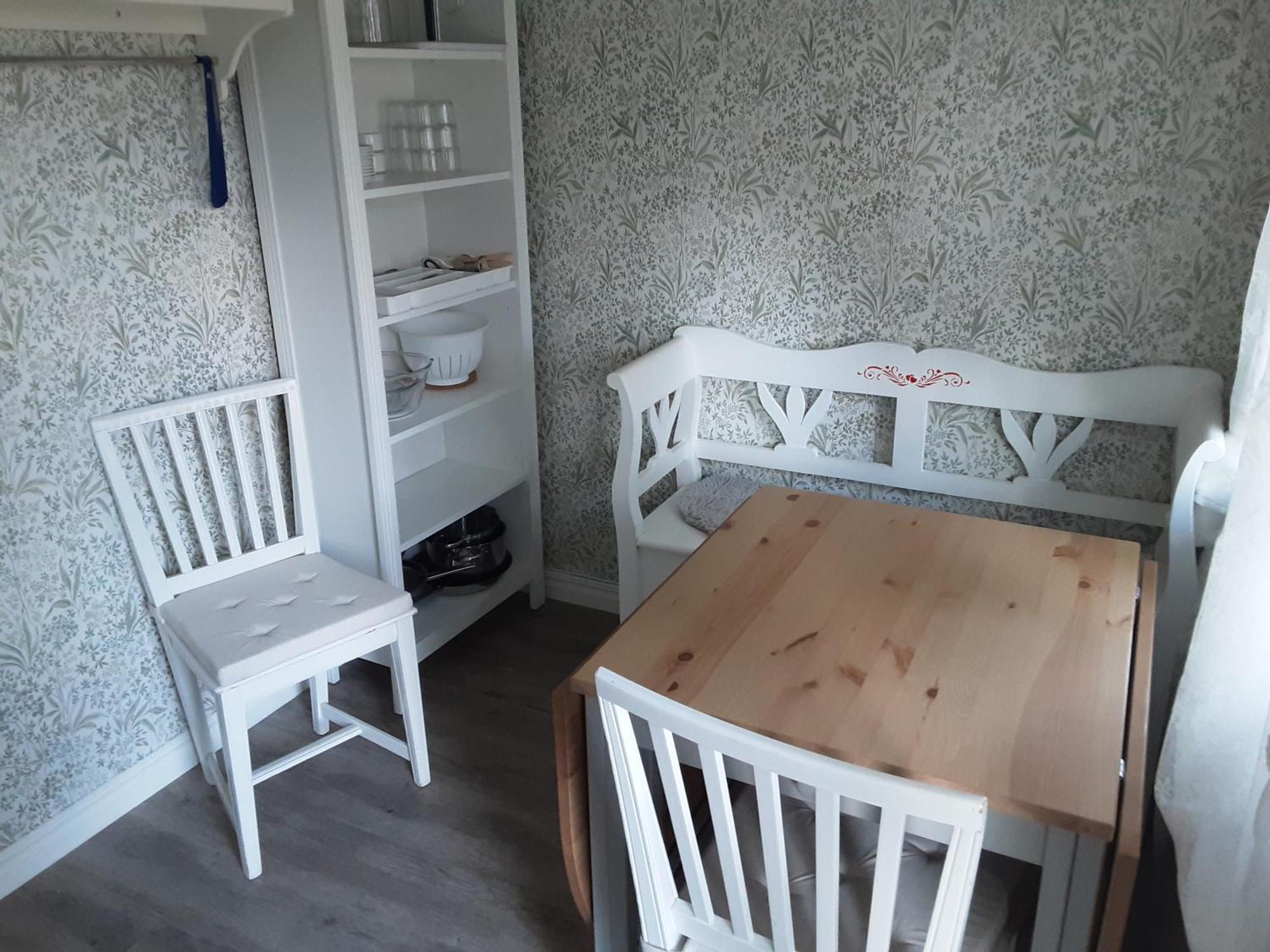 Отель Smalandsgarden Гренна Экстерьер фото
